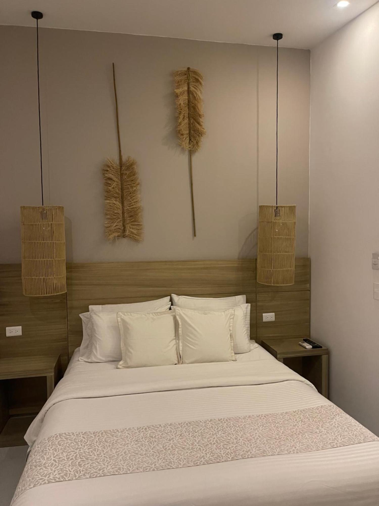 Moet Medellin Hotel Екстериор снимка